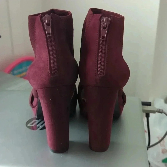 Report women's open toe heels booties - Picture 3 of 6